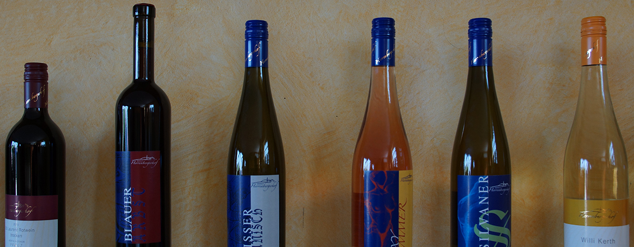 Фото 4 з Weingut Herrenbergerhof