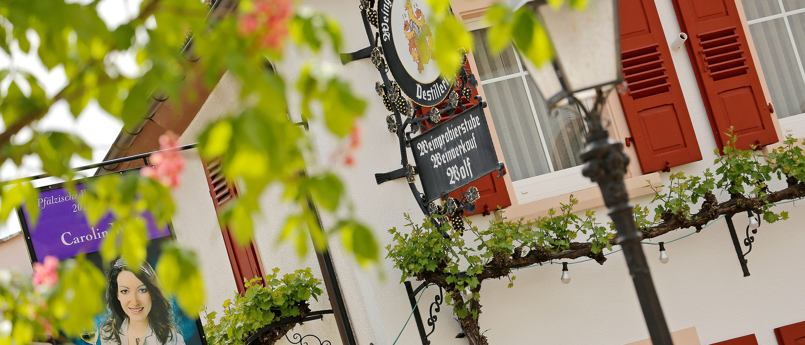 Weingut-Weinstube Wolf