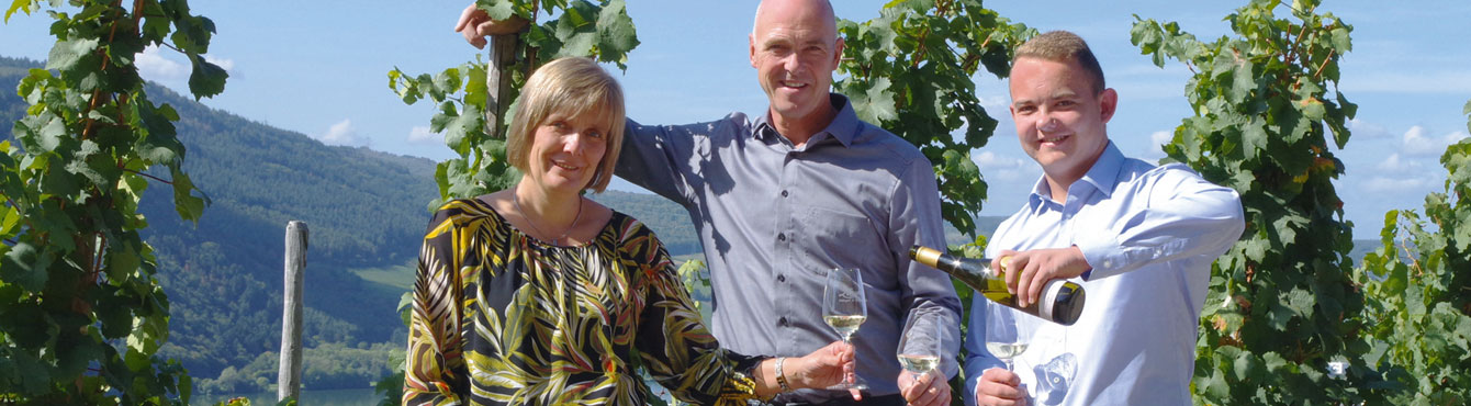Фото 1 из Weingut & Brennerei Löwen